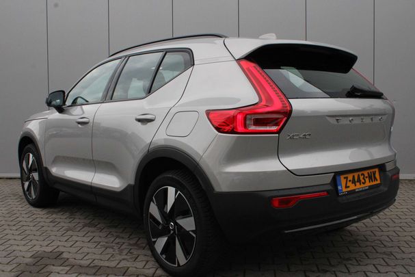 Volvo XC40 Single Motor Essential 175 kW image number 4