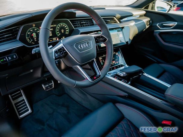 Audi Q8 55 e-tron S-line 300 kW image number 2