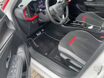 Car image 15