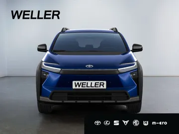 Car image 3