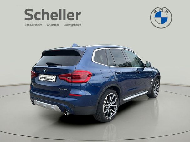 BMW X3 xDrive30e xLine 215 kW image number 8