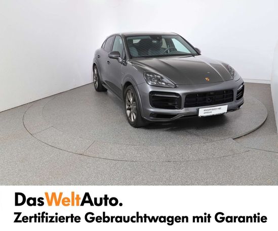 Porsche Cayenne Coupé E-Hybrid 340 kW image number 2