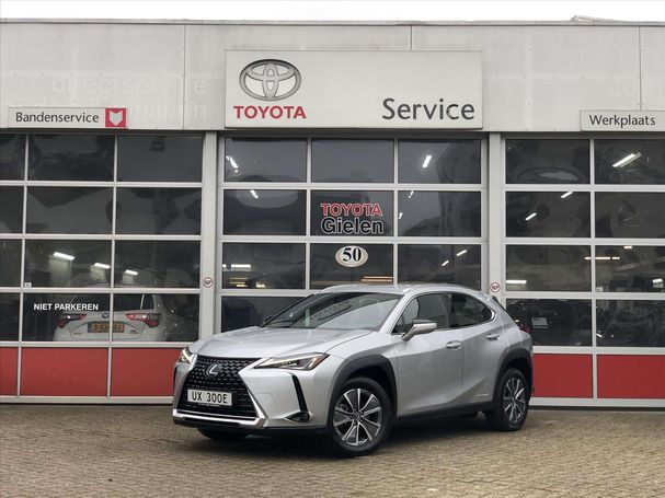 Lexus UX 300e 150 kW image number 2