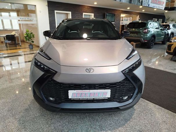 Toyota C-HR 2.0 Plug-In Hybrid 164 kW image number 3