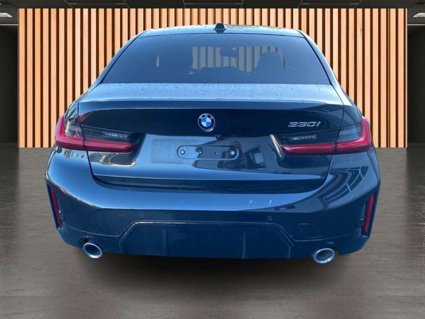 BMW 330i 180 kW image number 11