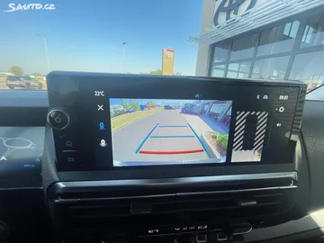 Car image 31