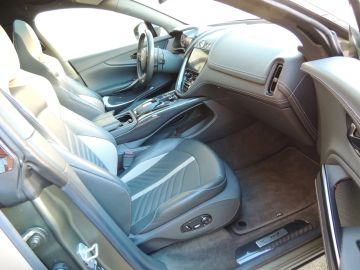 Car image 33