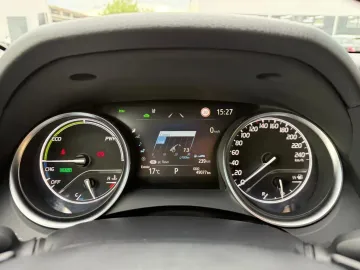 Car image 29