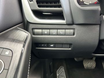 Car image 36