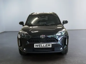 Car image 3