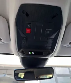 Car image 28