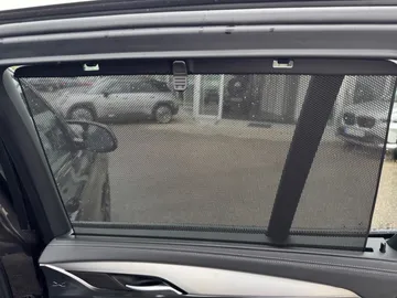Car image 42