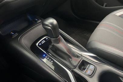 Car image 24