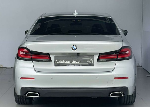 BMW 520d xDrive 140 kW image number 32