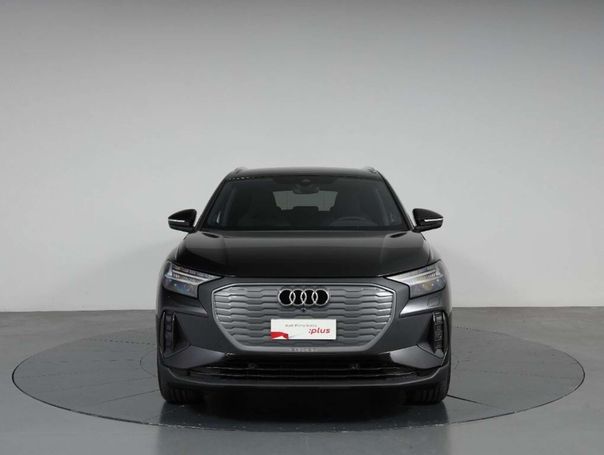 Audi Q4 45 quattro e-tron Business 195 kW image number 2