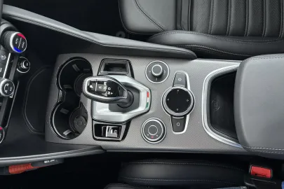 Car image 39