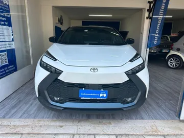 Car image 2