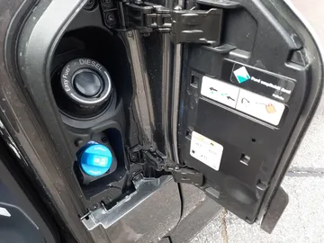 Car image 31