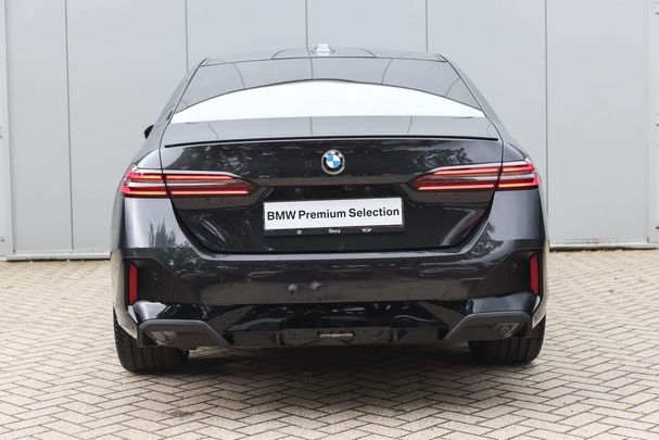 BMW 520i 140 kW image number 2