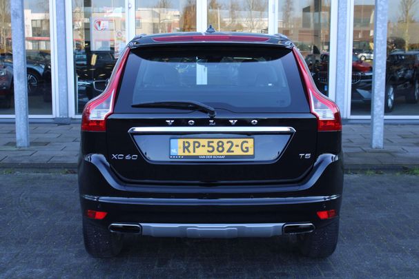 Volvo XC60 T5 180 kW image number 36