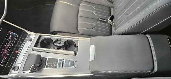 Car image 50