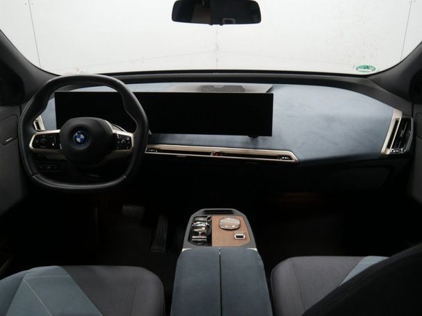 BMW iX 240 kW image number 7