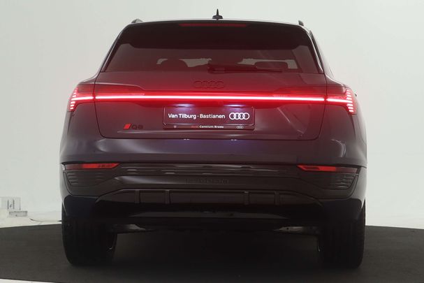 Audi Q8 55 quattro e-tron 300 kW image number 4