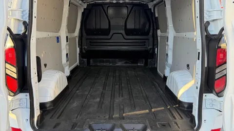Car image 22