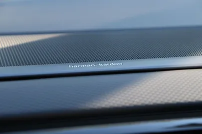 Car image 49