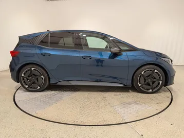 Car image 37
