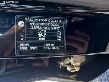 Car image 19