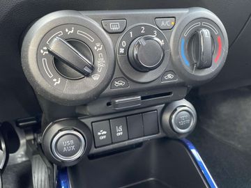 Car image 22