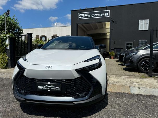 Toyota C-HR 2.0 Hybrid 135 kW image number 3