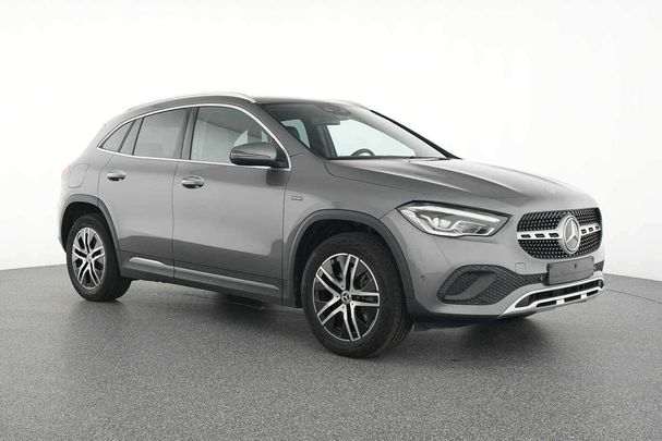 Mercedes-Benz GLA 250 e 160 kW image number 2