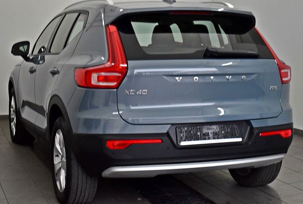 Volvo XC40 Momentum 110 kW image number 11