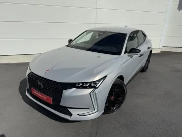 Car image 25
