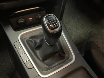Car image 41