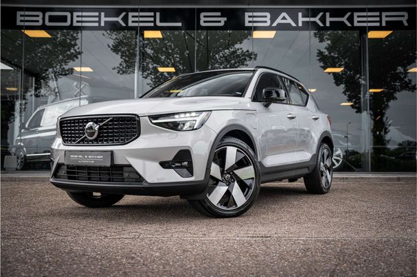 Volvo XC40 Recharge T4 Plus Dark 155 kW image number 1