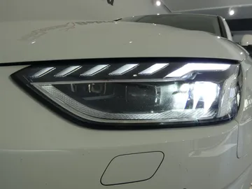 Car image 29