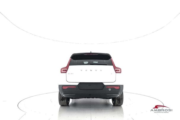 Volvo XC40 Plus 300 kW image number 6