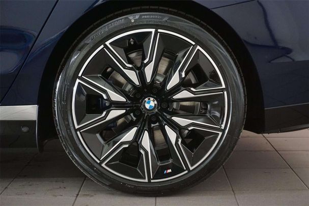 BMW i7 M70 xDrive 484 kW image number 5