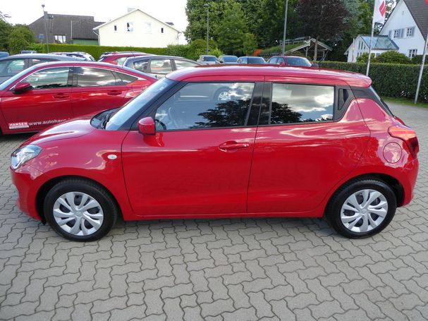 Suzuki Swift 1.2 Dualjet Hybrid Club 61 kW image number 8