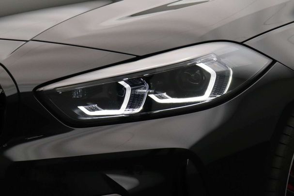 BMW 118i 100 kW image number 23