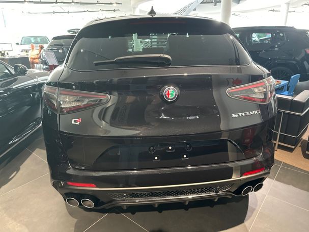 Alfa Romeo Stelvio Quadrifoglio 382 kW image number 3