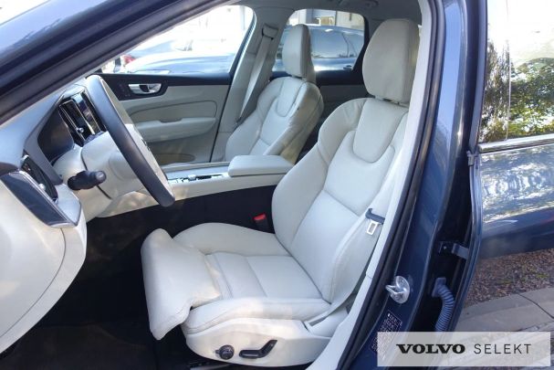 Volvo XC60 AWD 145 kW image number 13