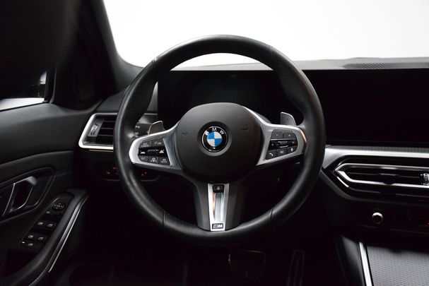 BMW 320i Touring 135 kW image number 6