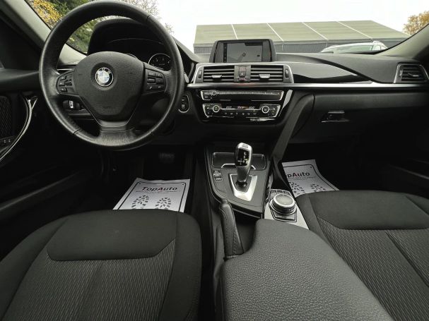 BMW 320d Touring 140 kW image number 24