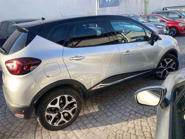 Renault Captur TCe 150 EDC INTENS 110 kW image number 2