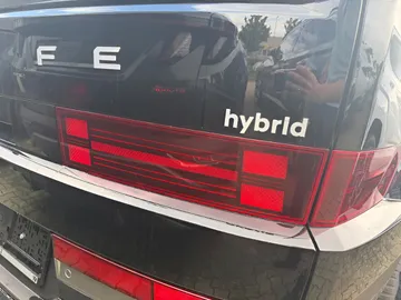 Car image 25