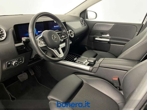 Mercedes-Benz B 250 e 160 kW image number 12